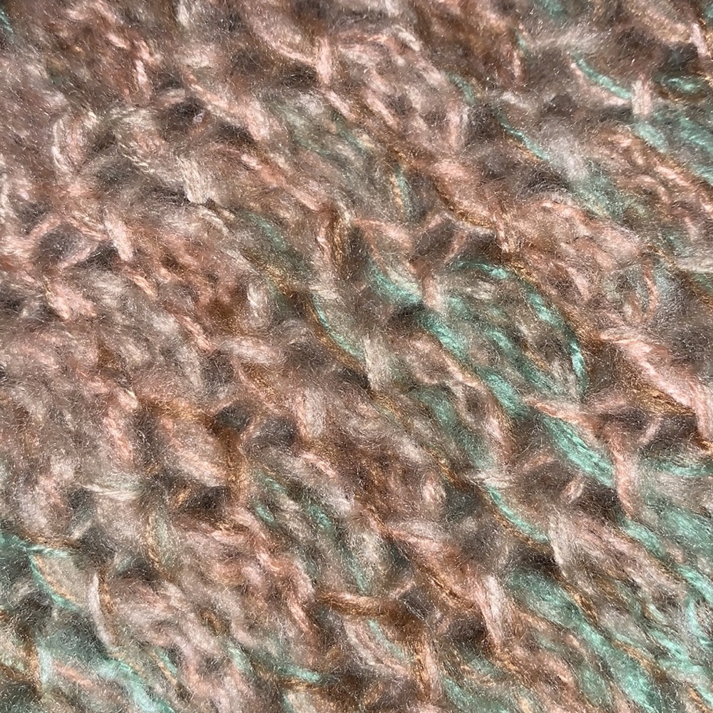 Funnel scarf - Picture 4 of 6